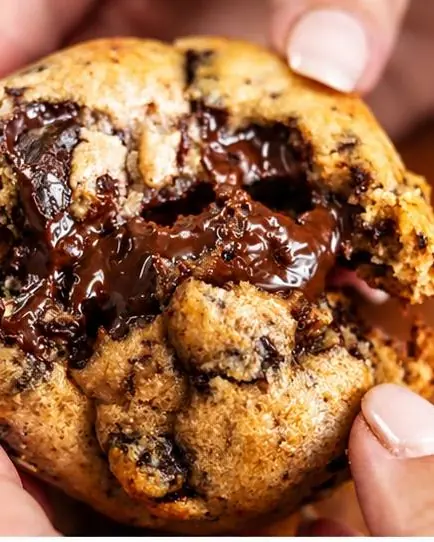 Cookie Zero recheado partido ao meio