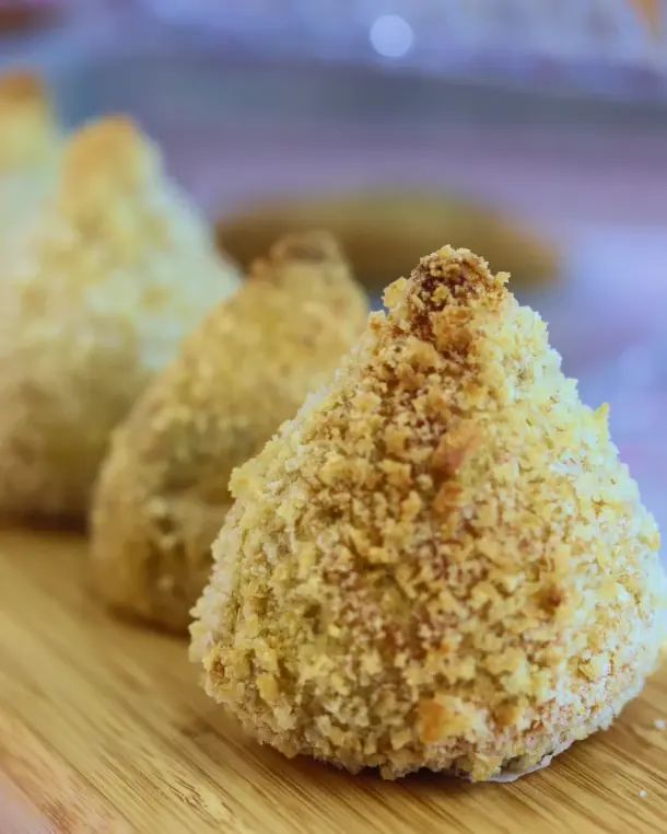 Coxinhas fit empanadas